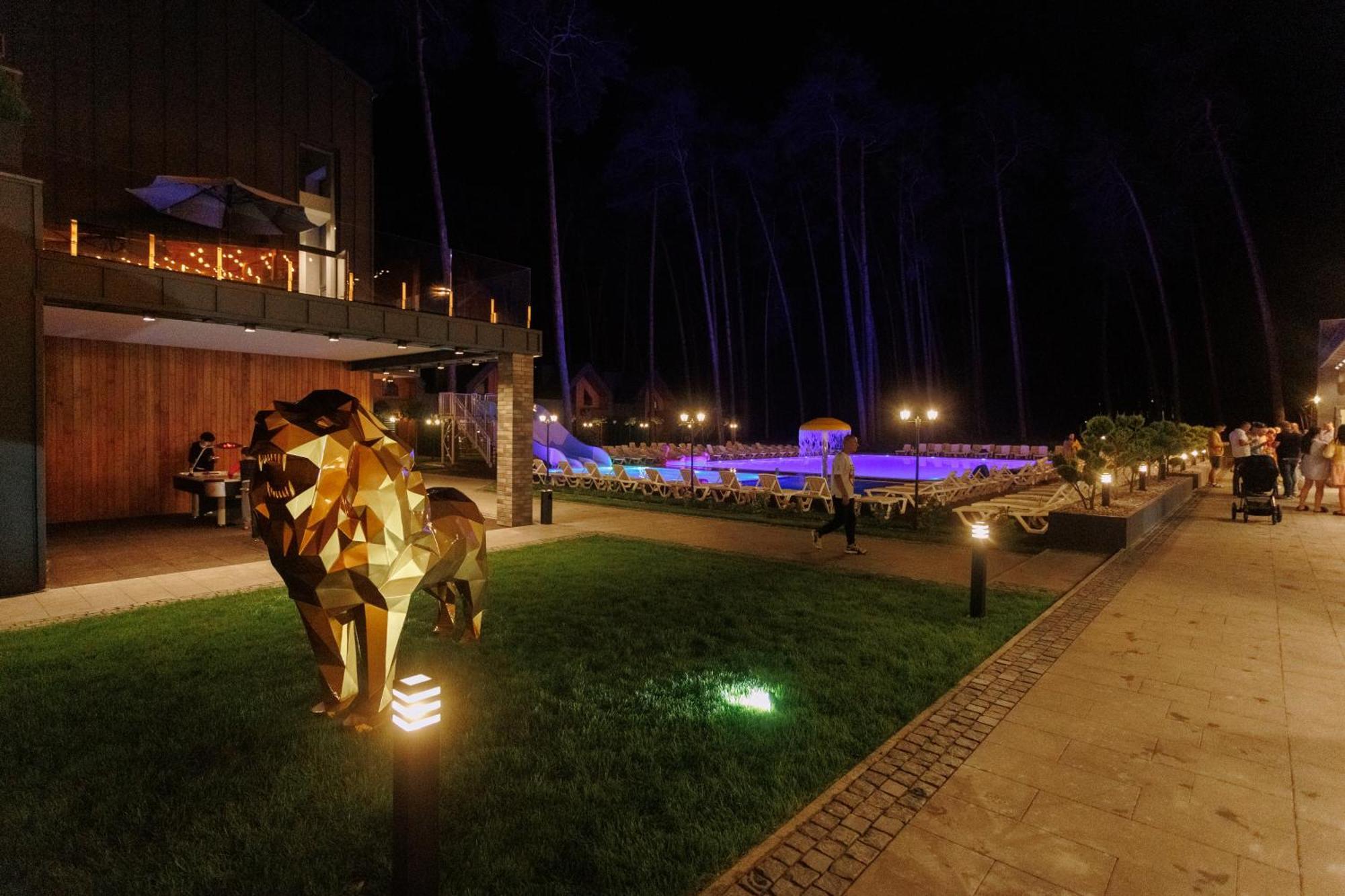 Hotel Golden Lion & Spa Tynnoye Exterior foto