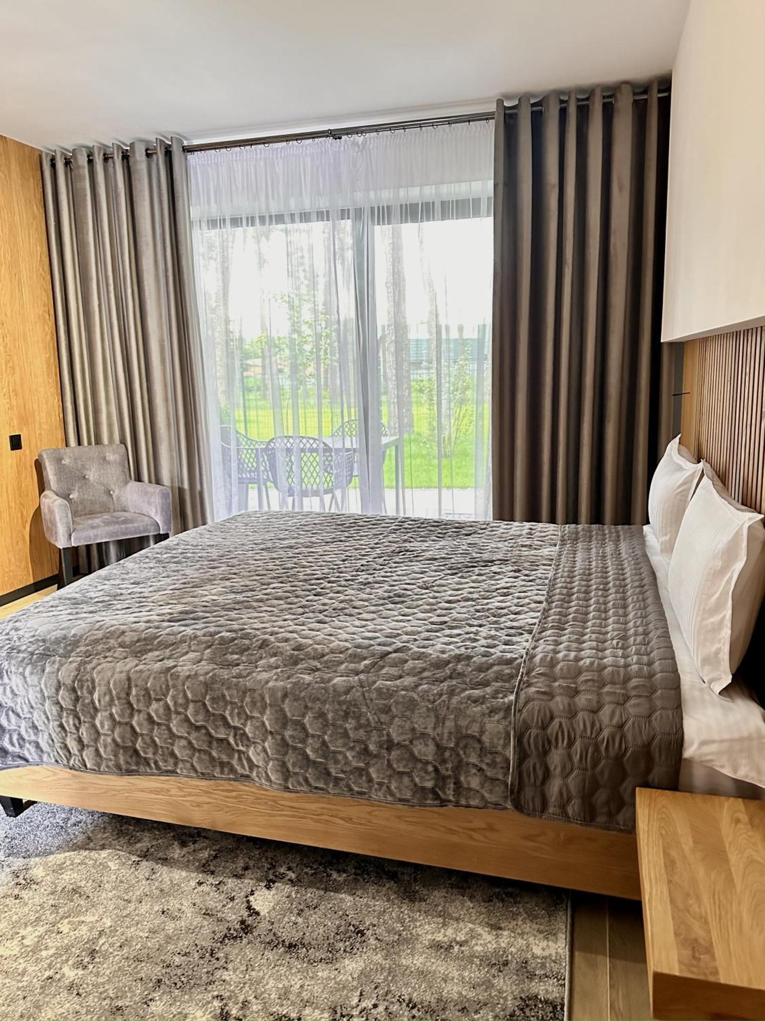 Hotel Golden Lion & Spa Tynnoye Exterior foto